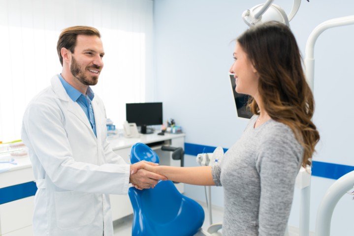 Enhancing Your Smile: The Long-Term Benefits of High-Quality Dental Veneers